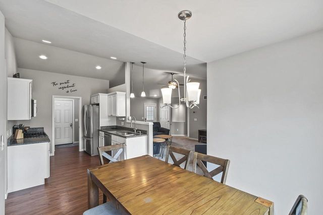2102 Carl Avenue, Stoughton, WI 53589