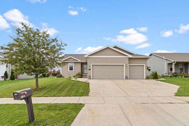 2102 Carl Avenue, Stoughton, WI 53589