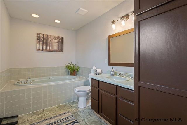 5220 BRIANNA CT, Cheyenne, WY 82009