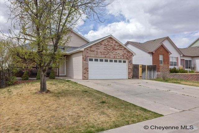5220 BRIANNA CT, Cheyenne, WY 82009
