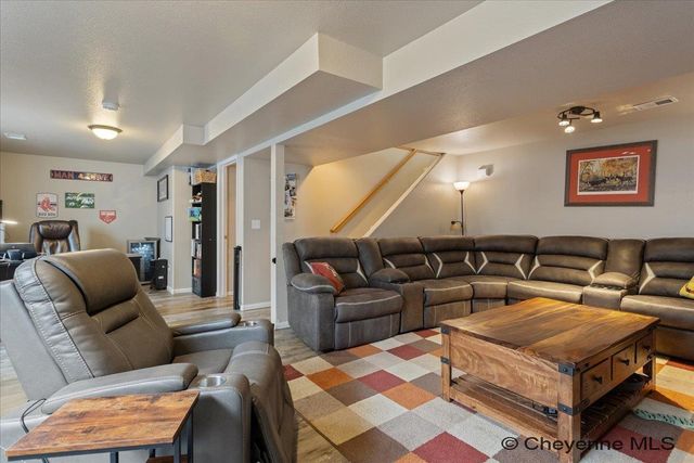 5220 BRIANNA CT, Cheyenne, WY 82009