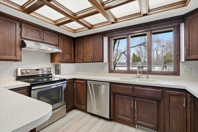 5728 W 26th Street, Saint Louis Park, MN 55416