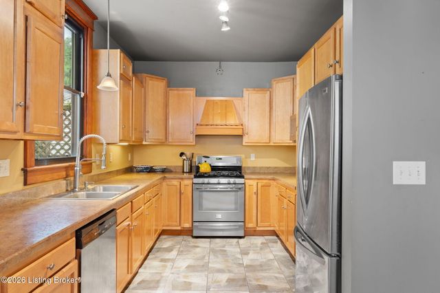 1821 Stevens Ave, Louisville, KY 40205
