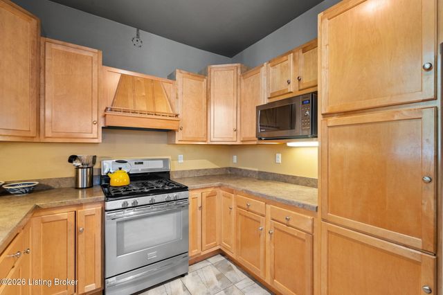 1821 Stevens Ave, Louisville, KY 40205