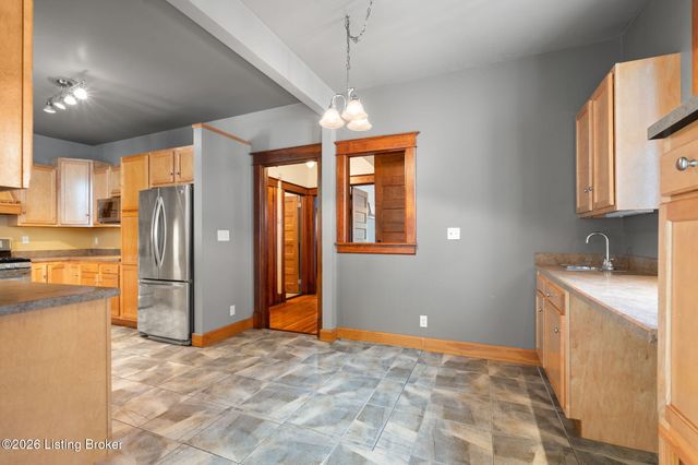 1821 Stevens Ave, Louisville, KY 40205