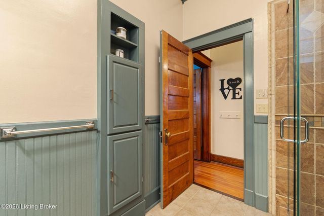 1821 Stevens Ave, Louisville, KY 40205