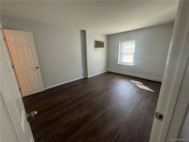 1 Lexington Hill 7, Harriman, NY 10926