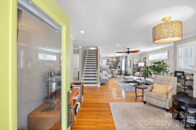 2309 Commonwealth Avenue, Charlotte, NC 28205