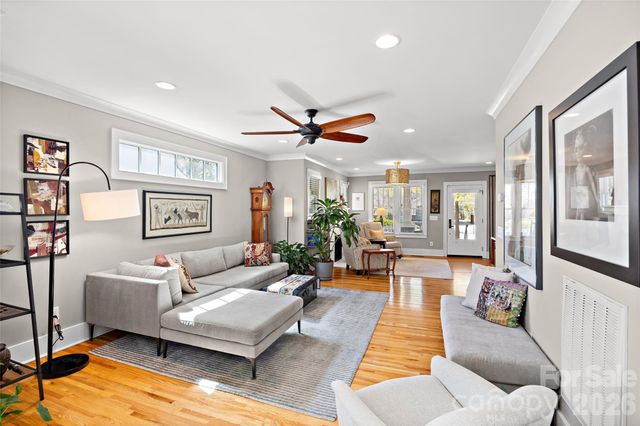 2309 Commonwealth Avenue, Charlotte, NC 28205