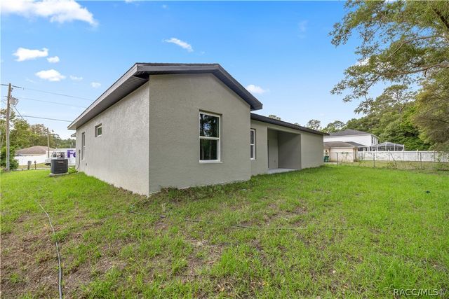 8416 N Triana Drive, Citrus Springs, FL 34434