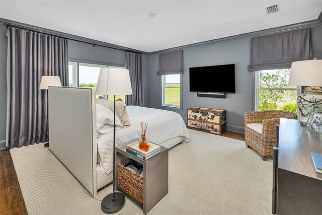 295 McIntosh Ave, St Simons Island, GA 31522