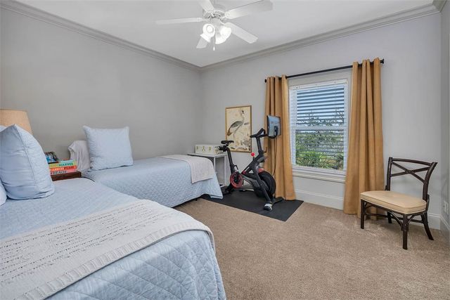 295 McIntosh Ave, St Simons Island, GA 31522