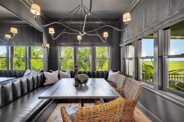 295 McIntosh Ave, St Simons Island, GA 31522