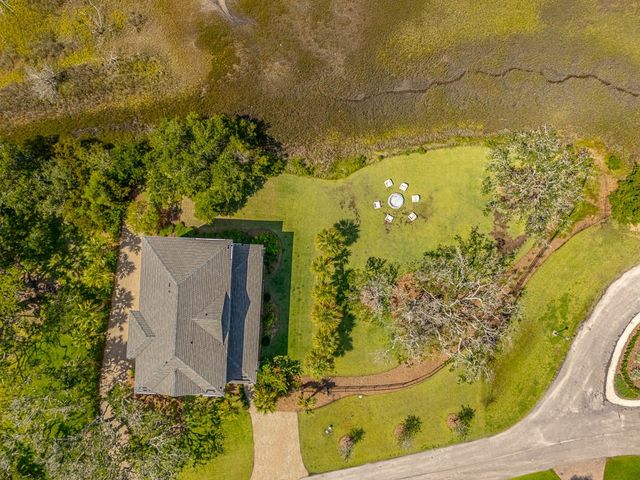 295 McIntosh Ave, St Simons Island, GA 31522