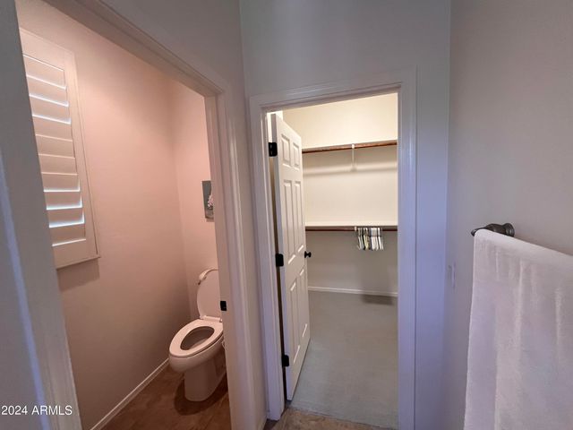 4502 E NARROWLEAF Drive, Gilbert, AZ 85298