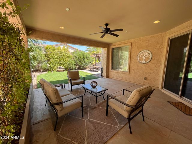 4502 E NARROWLEAF Drive, Gilbert, AZ 85298