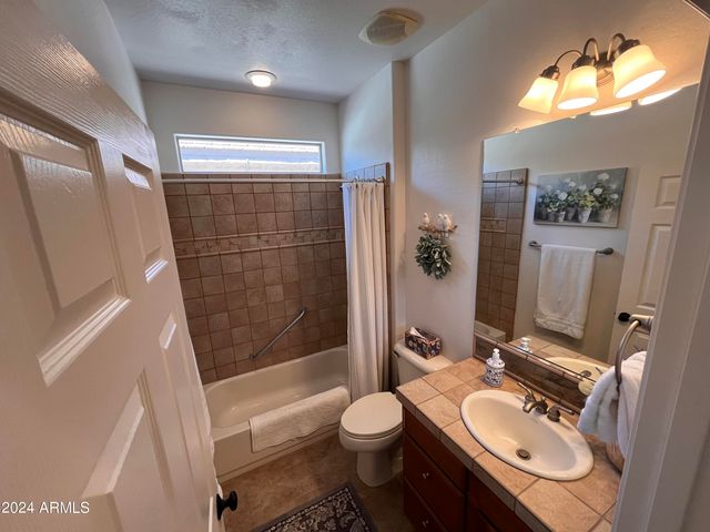 4502 E NARROWLEAF Drive, Gilbert, AZ 85298