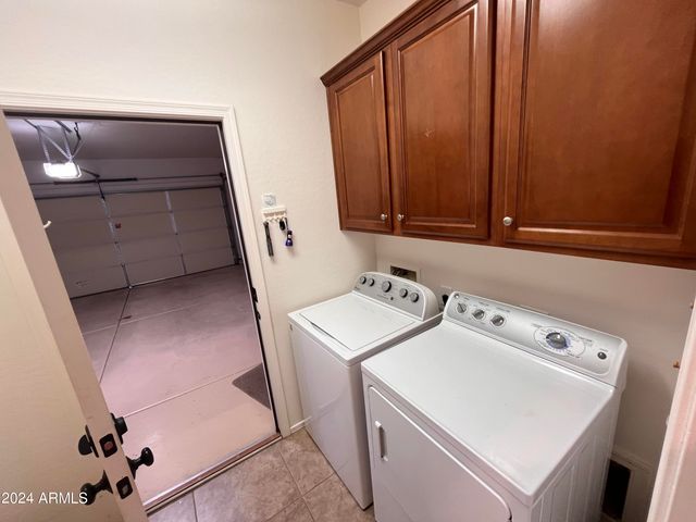 4502 E NARROWLEAF Drive, Gilbert, AZ 85298