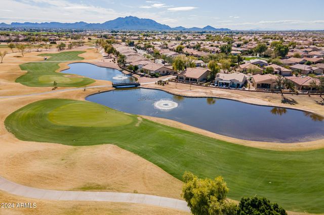 4502 E NARROWLEAF Drive, Gilbert, AZ 85298