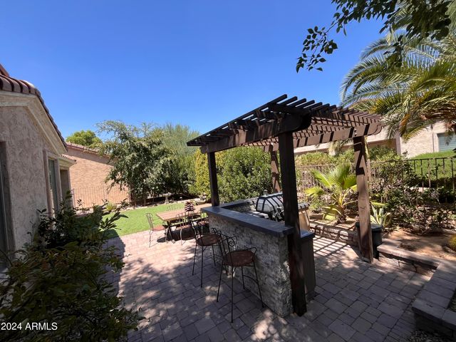 4502 E NARROWLEAF Drive, Gilbert, AZ 85298