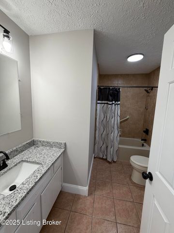 378 Dawson Hill Rd, Louisville, KY 40299