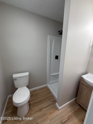 378 Dawson Hill Rd, Louisville, KY 40299