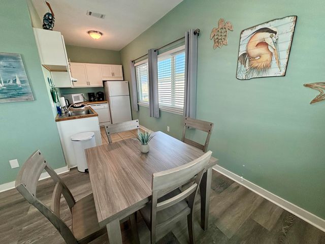 364 Bluefish Drive, 203, Fort Walton Beach, FL 32548