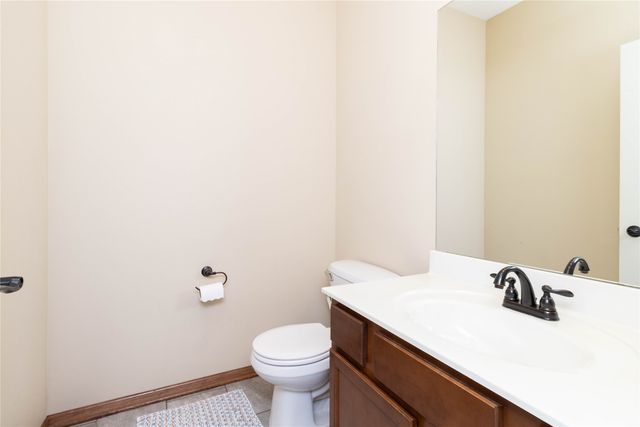 1031 Norwood Court, Norwalk, IA 50211