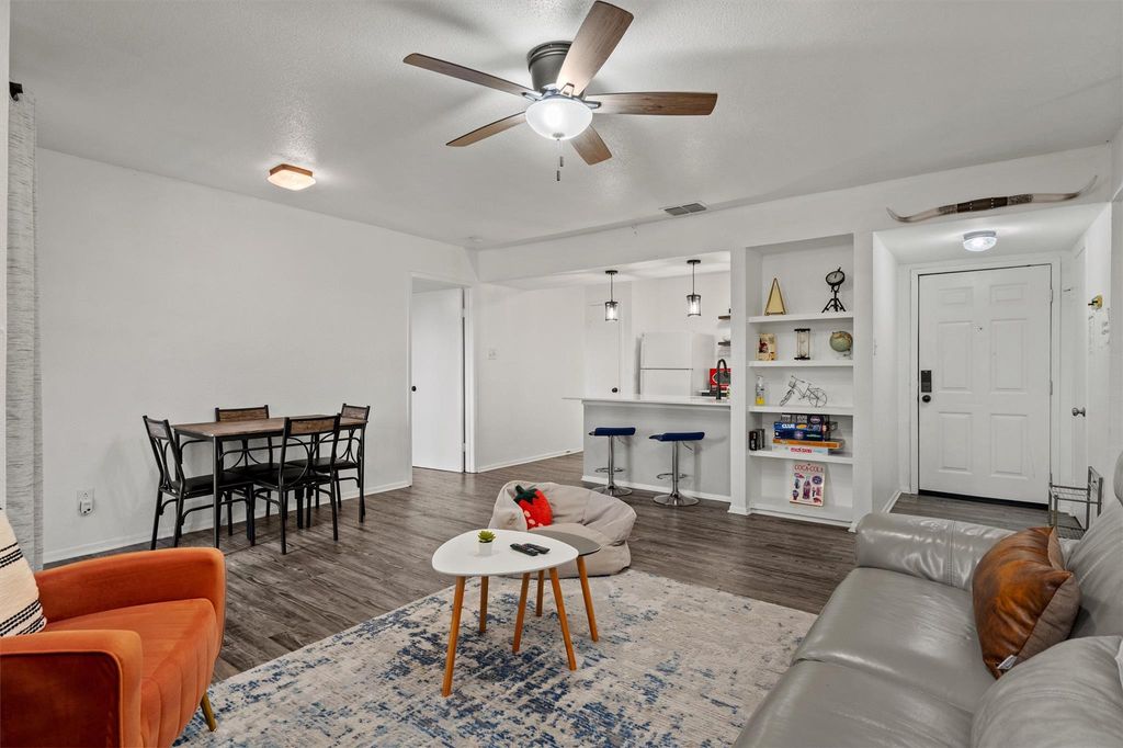 4500 E Oltorf ST D-410, Austin, TX 78741