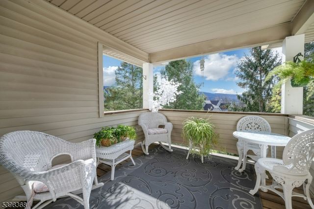 8 Caleb Ct 904, Hardyston Twp., NJ 07419