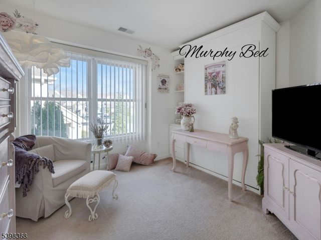 8 Caleb Ct 904, Hardyston Twp., NJ 07419