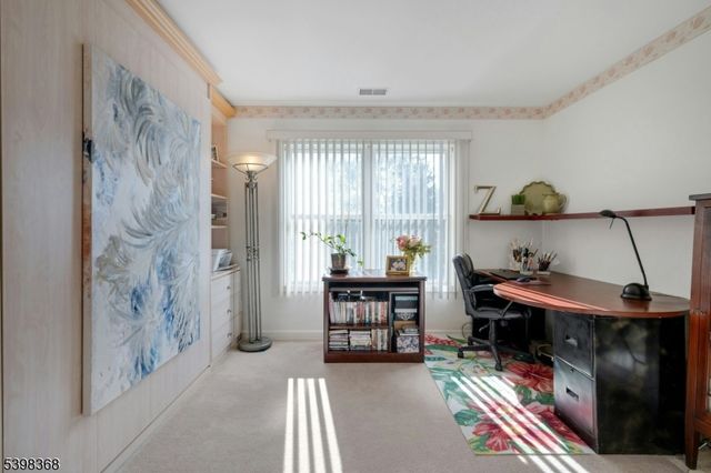 8 Caleb Ct 904, Hardyston Twp., NJ 07419