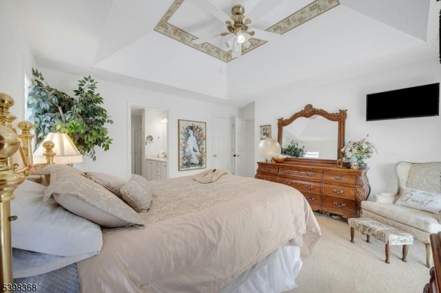 8 Caleb Ct 904, Hardyston Twp., NJ 07419