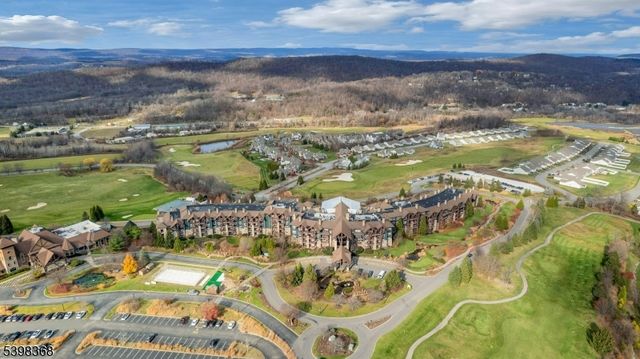 8 Caleb Ct 904, Hardyston Twp., NJ 07419