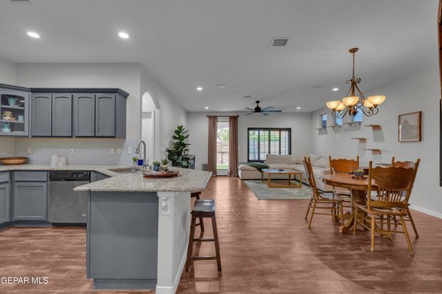 14423 LOMA ESMERALDA, El Paso, TX 79938