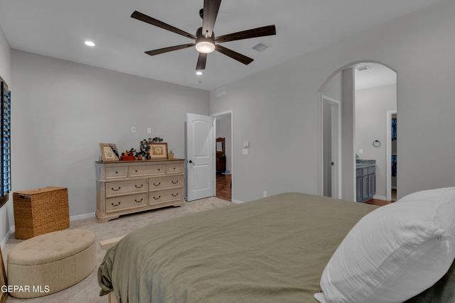 14423 LOMA ESMERALDA, El Paso, TX 79938