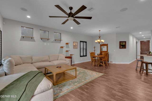14423 LOMA ESMERALDA, El Paso, TX 79938