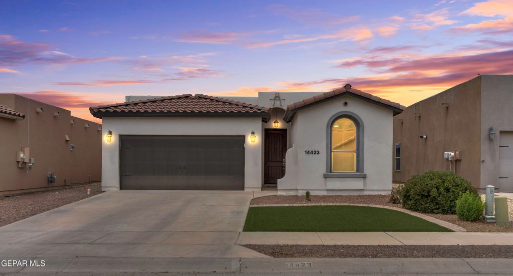 14423 LOMA ESMERALDA, El Paso, TX 79938