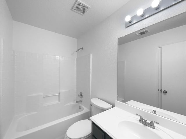 104 Crown Drive, Rhome, TX 76078