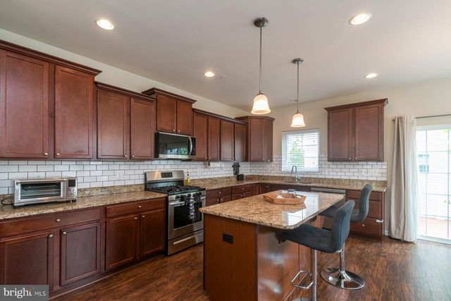 7469 TANYARD KNOLL LN, Glen Burnie, MD 21060