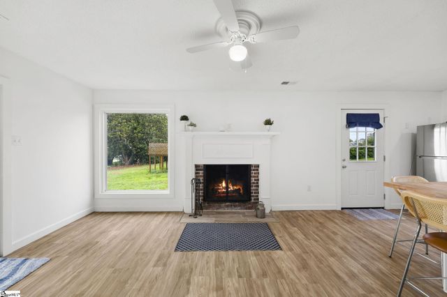 50 Coastine Drive, Inman, SC 29349
