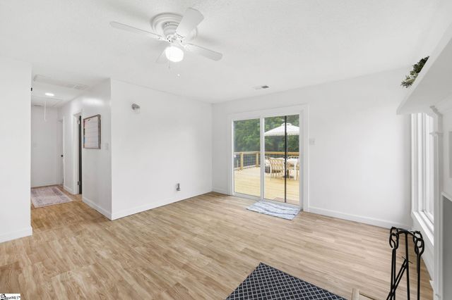 50 Coastine Drive, Inman, SC 29349