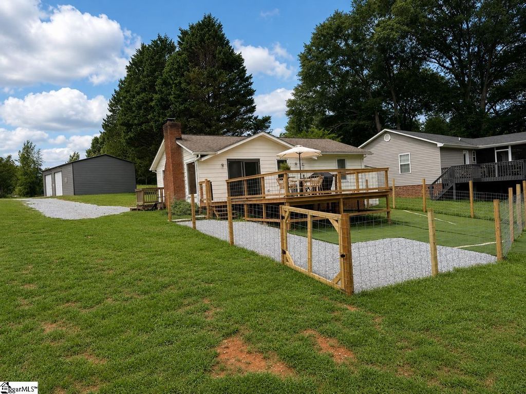 50 Coastine Drive, Inman, SC 29349