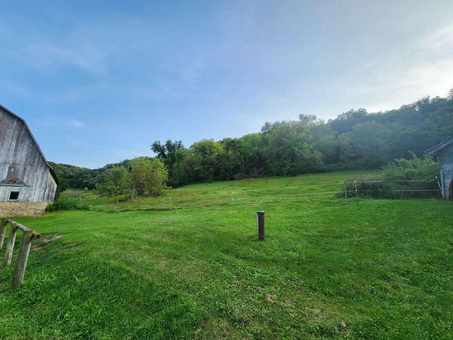 31473 county highway O Road, Muscoda, WI 53573