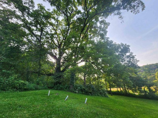 31473 county highway O Road, Muscoda, WI 53573