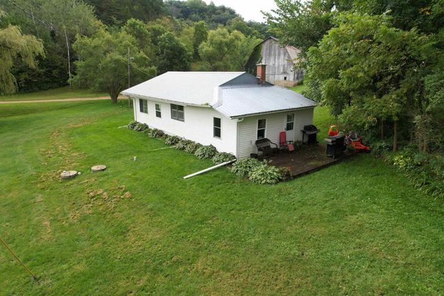 31473 county highway O Road, Muscoda, WI 53573