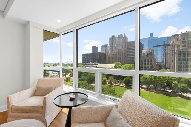 270 E Pearson Street 803, Chicago, IL 60611