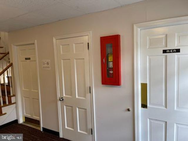 91 S MAIN ST, Yardley, PA 19067