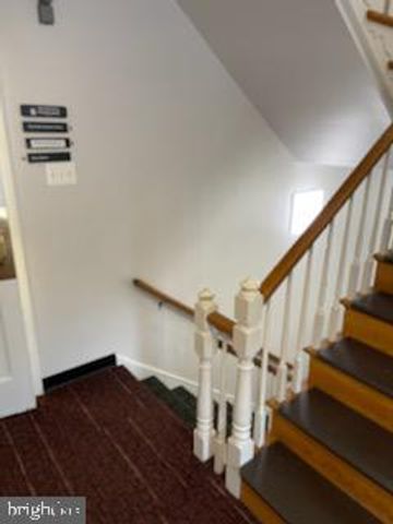91 S MAIN ST, Yardley, PA 19067