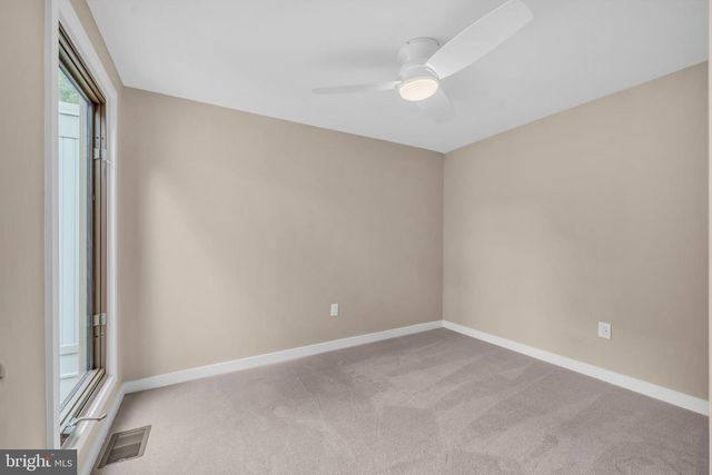 1806 N SHORE CT, Reston, VA 20190